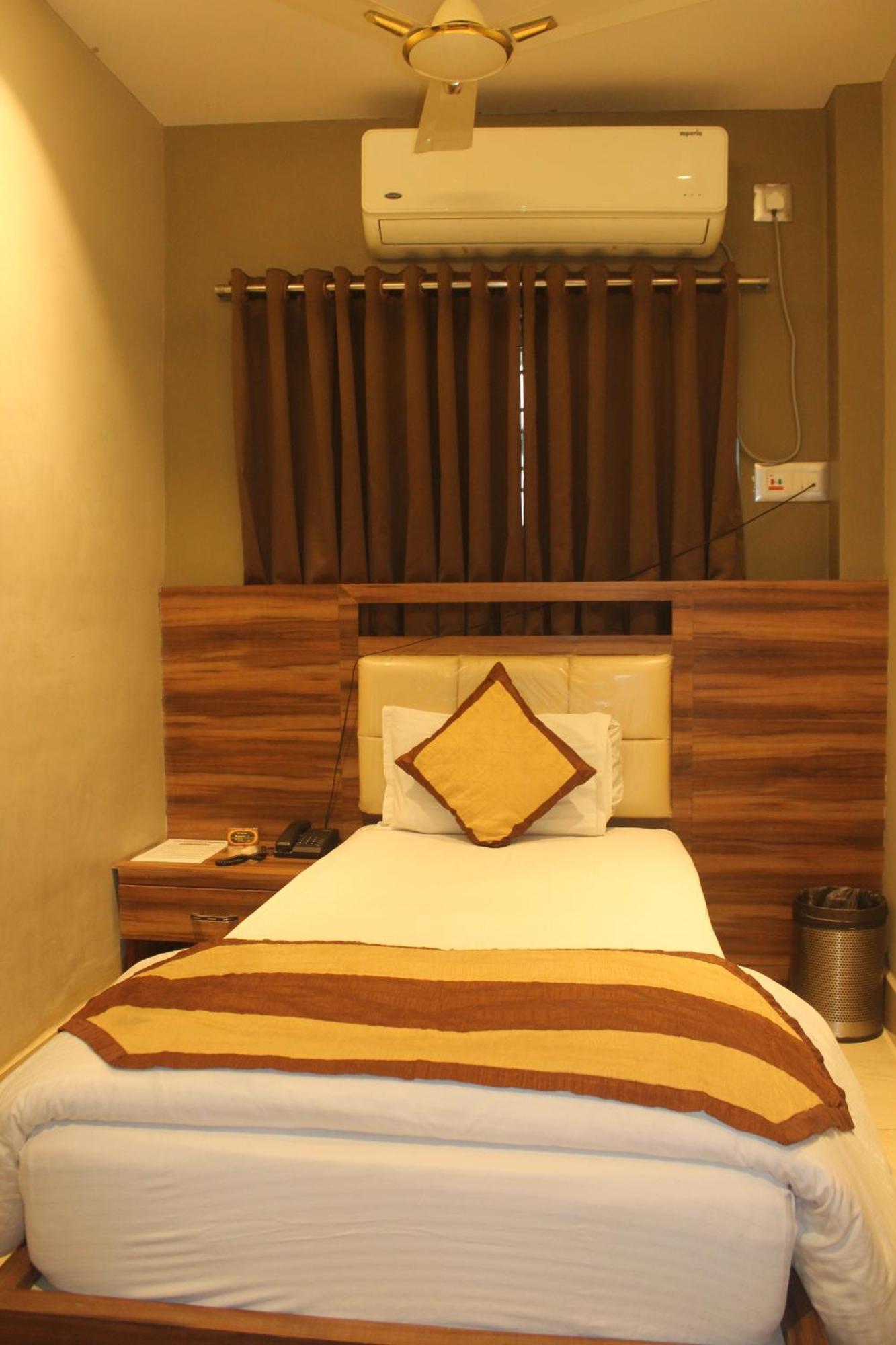 Hotel Oishi Plaza Mukutmanipur Eksteriør billede